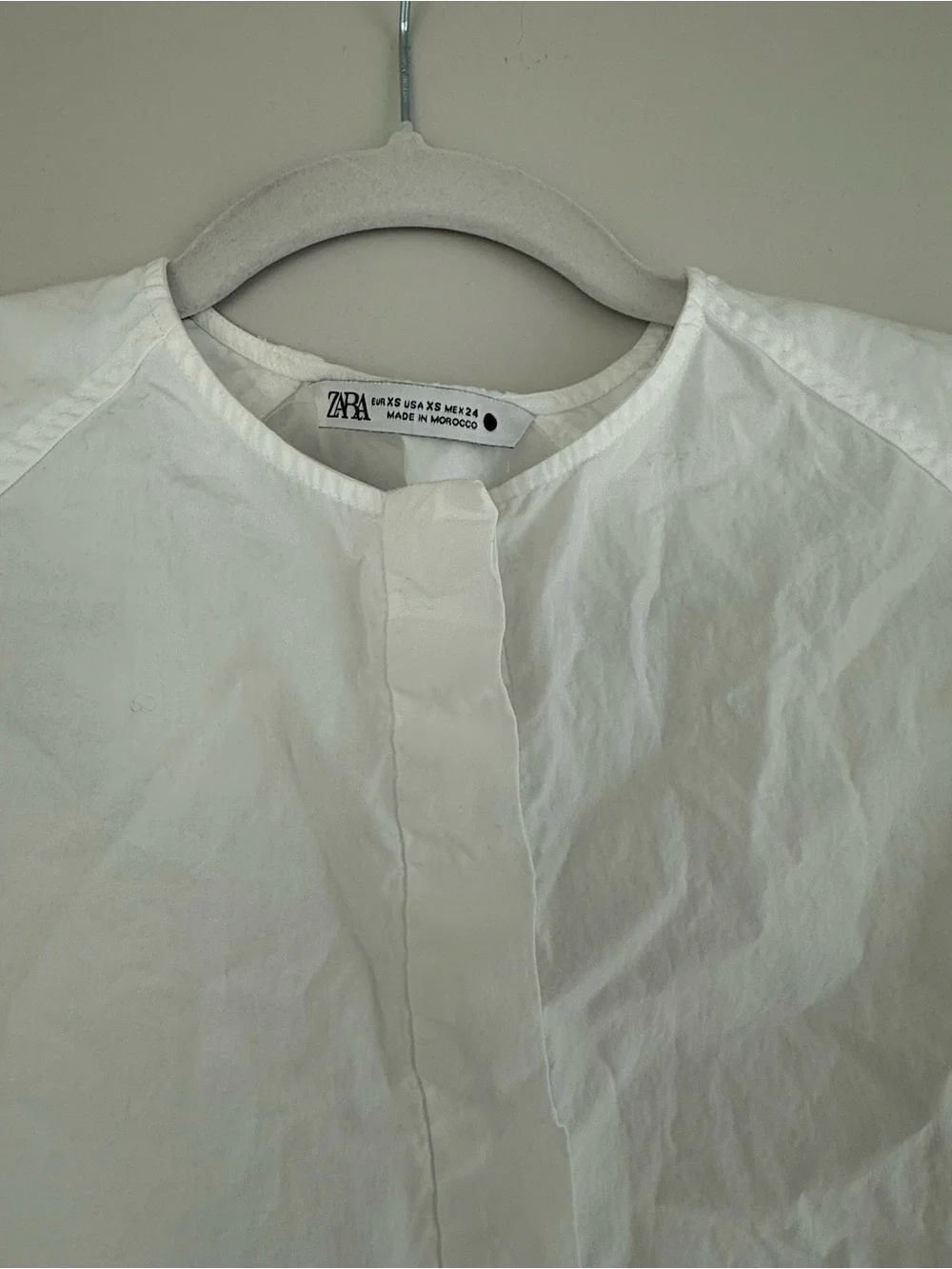 Zara White Cotton Puff Sleeve Blouse Collarless Button Front Size XS